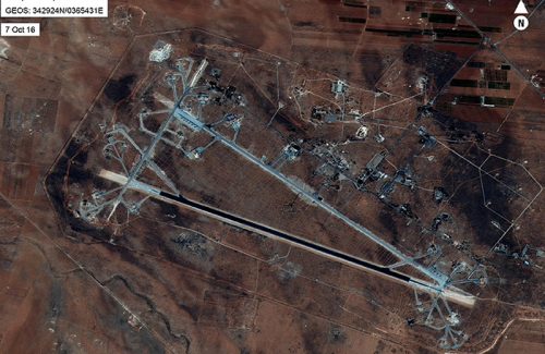 Сирийская авиабаза Шайрат в провинции Хомс