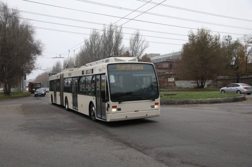 В Запорожье прибыл первый троллейбус, оснащенный кондиционером