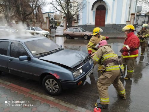 В Мелитополе сгорела машина американского автопрома