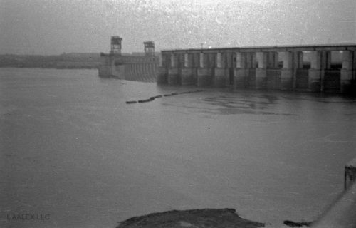 Запорожье 1942 год взорванная плотина ДнепроГЭСа