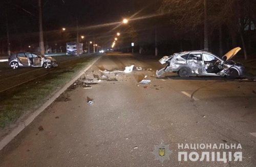 Выезжая на улицу Диагональная после вечерней смены, работник одного из заводов Запорожья погиб в ДТП