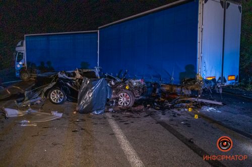 Трое погибших в ночной аварии на трассе Запорожье-Днепр