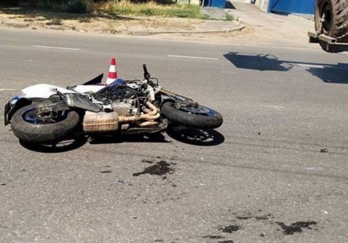 мотоциклист травмировался, слетев со своего транспортного средства