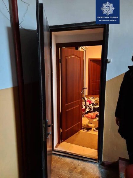 Патрульные полицейские совместно с уголовным розыском задержали в Запорожье квартирных воров