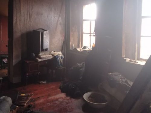 В Бердянске горел частный дом по Горького