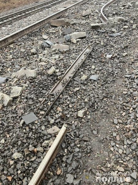 Начаты восстановительные работы железнодорожного пути и подъем поезда Интерсити под Славгородом