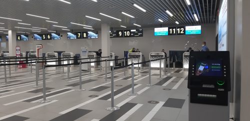 Запорожье: аэропорт ввел ограничения для прибывающих из-за границы граждан