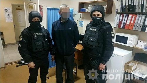 В Запорожье вор-гастролер из Днепропетровской области пытался обворовать кабинет заведующего детской поликлиникой