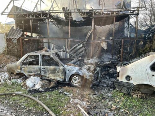 В Бердянске и Запорожье горели гаражи