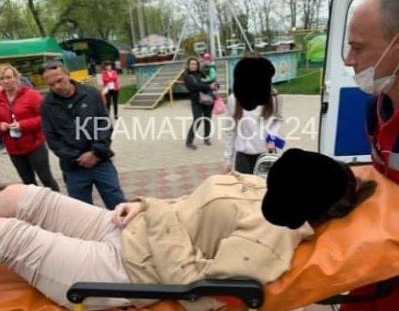 В Краматорске из-за халатности персонала пострадала девушка на аттракционе