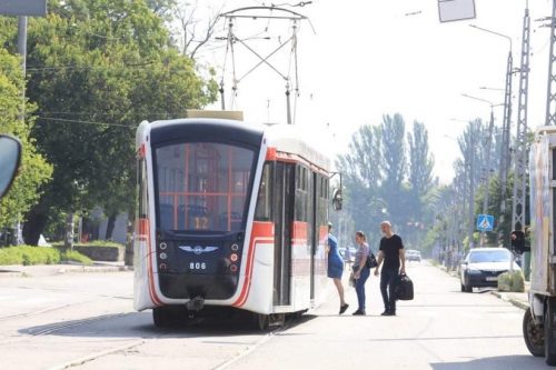Власти Запорожья хотят восстановить движение 12-го трамвая по всему маршруту - до заводов