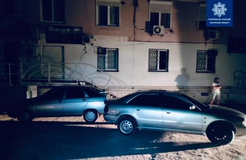 В Запорожье ночью пьяный водитель не смог припарковать свое авто