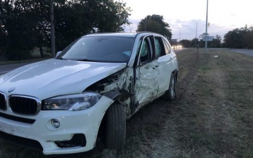 Бердянск: водитель на BMW устроил ДТП с пострадавшим