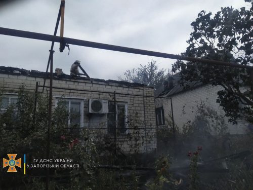 В Васильевке пожар унес огромную крышу в частном доме
