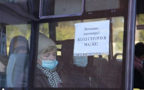 В Бердянске, самом благополучном по заболеваемости COVID-19 городе Запорожской области, проезд в маршрутках будет разрешен только по ковид-сертификатам