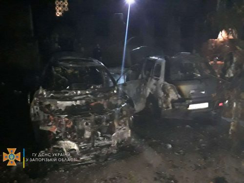 В Запорожье сожгли два престижных автомобиля