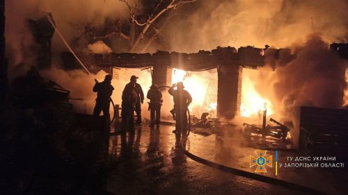 В селе Шевченко, сгорел большой хлев - пожар тушили более четырех часов