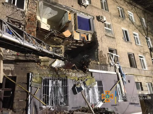 В Запорожье от полученных травм во время взрыва четырехэтажки умерла еще одна женщина