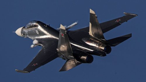 Российские самолеты, летающие вдоль Европы, оснащены ядерным оружием