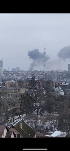 Российская ракета повредила телевышку в Киеве - исчез сигнал центральных каналов
