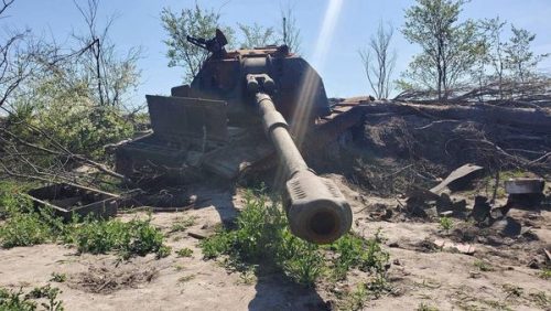 В воскресенье на Донбассе уничтожено 50 единиц вражеской техники и около 200 оккупантов