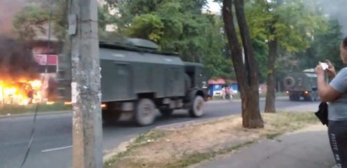 Ретируются российские военные в Донецке