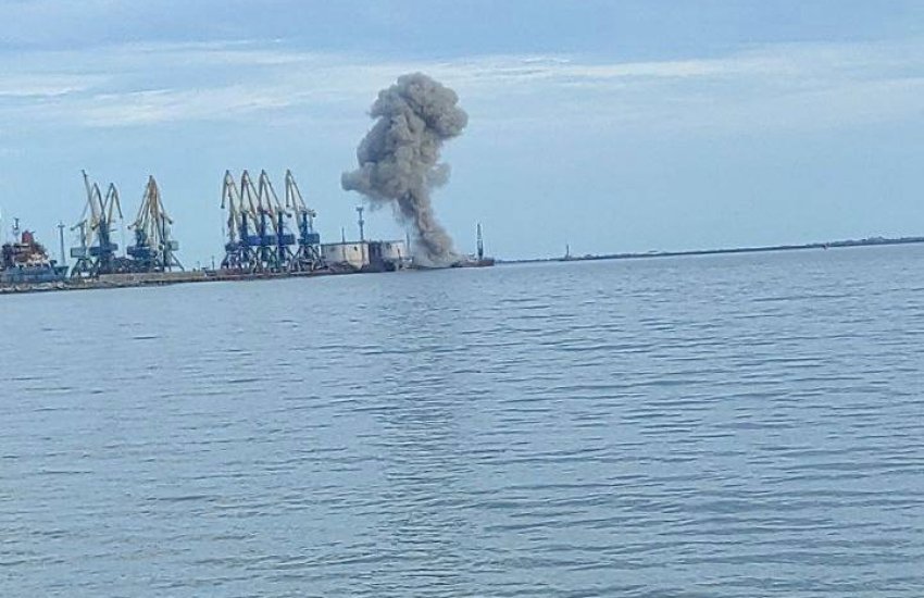 взрывы в бердянском порту
