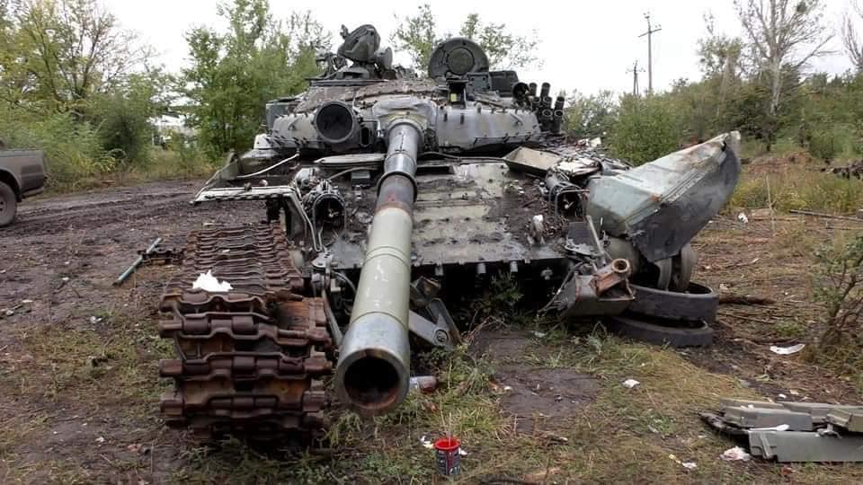 разбитый танк