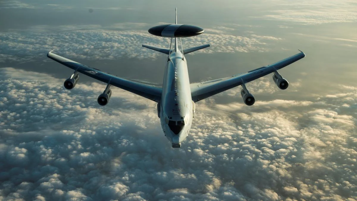 Самолет AWACS