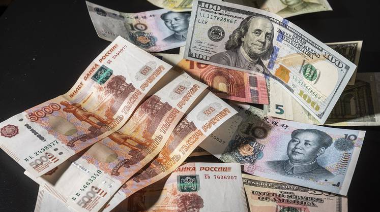 Доллар, рубль, юань