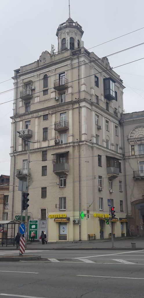 Зірки на запорізьких вежах