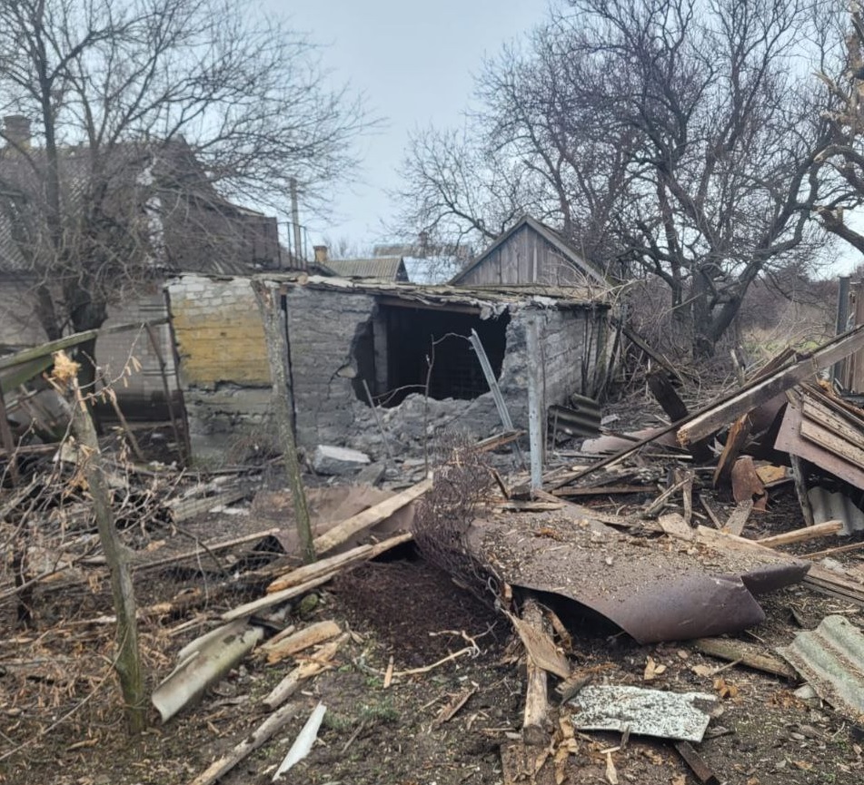 Подлое рашистское племя бомбит населенные пункты на Запорожье