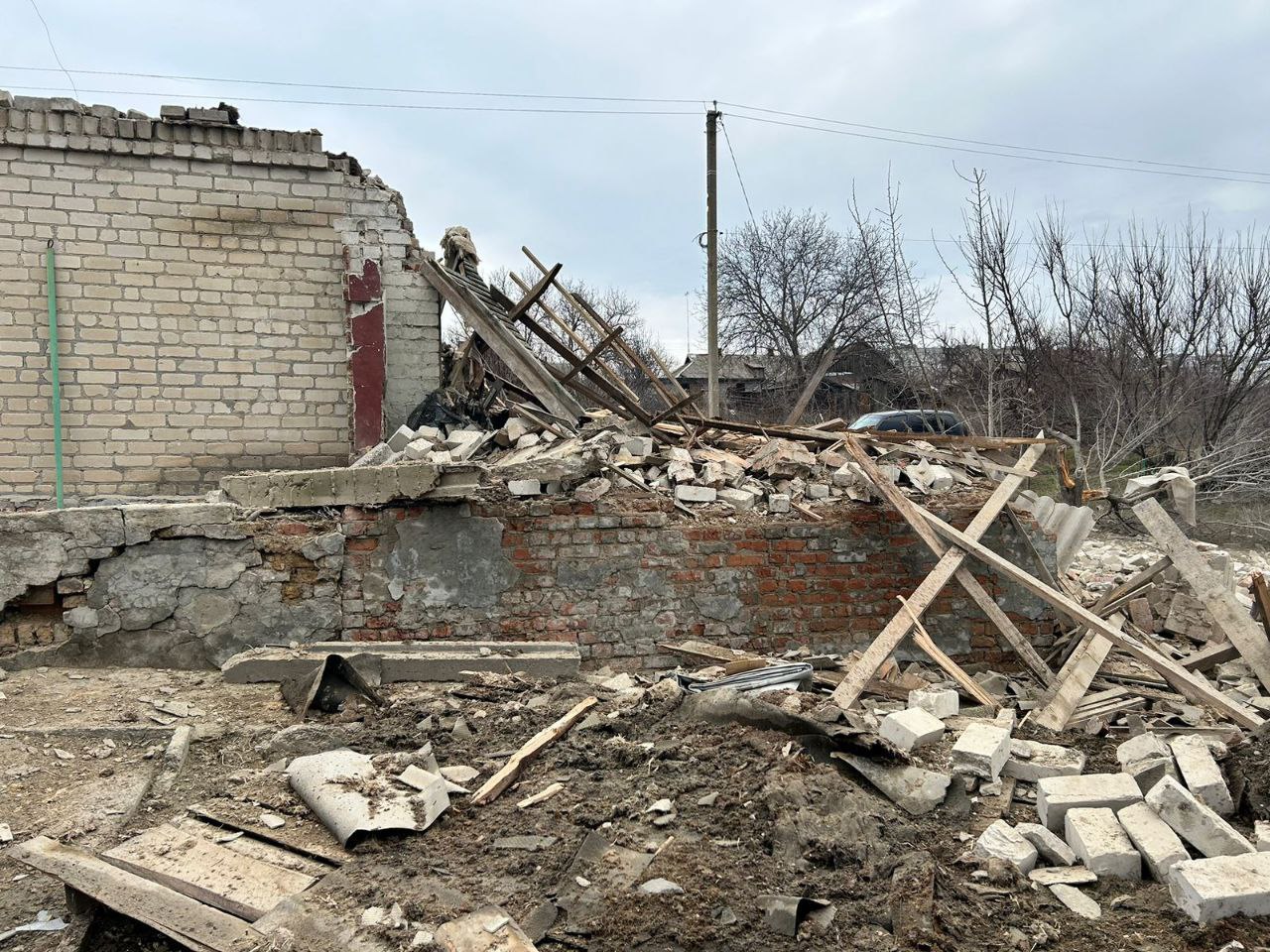 Рашисти зруйнували дім на Запоріжжі