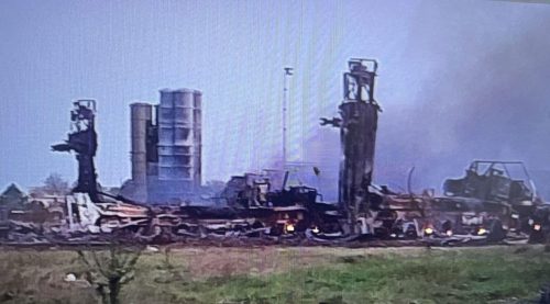 Військовий аеродром у Джанком після українського ракетного удару - знищено системи ЗРК С-300/С-400 та РЛС