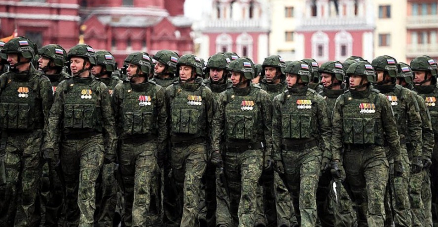 Російсько-українська війна. Парад загарбників-московитів 9 травня у Москві
