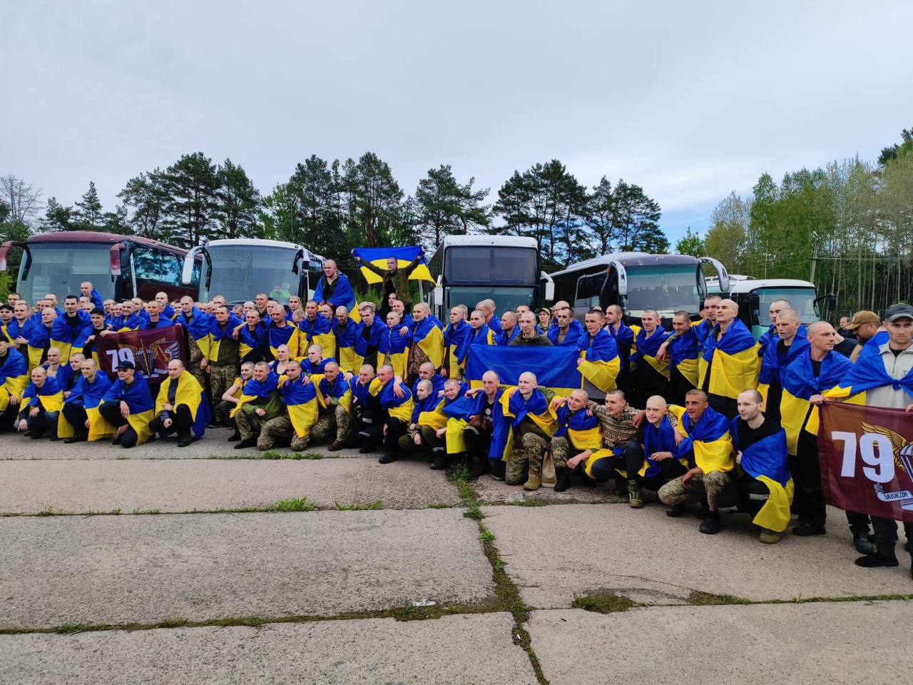 205 українців повернулися з полону