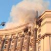 Вночі був масований удар по Києву, рашисти під час атаки вдарили по будівлі Кабміну