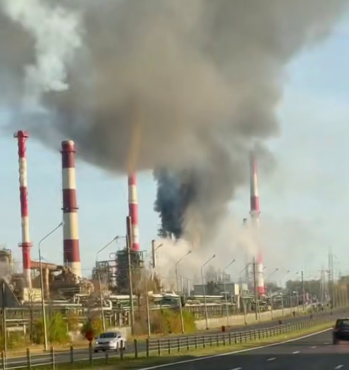 Горить Ярославський НПЗ