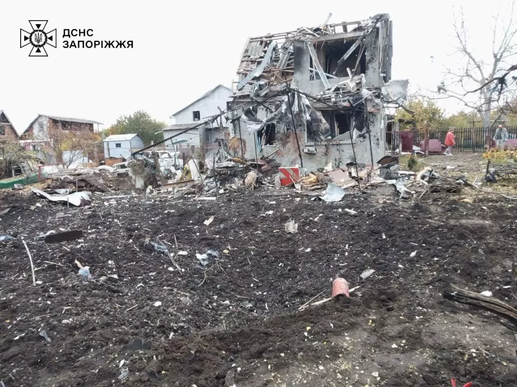 Російські загарбники вдарили по Запорізькому району