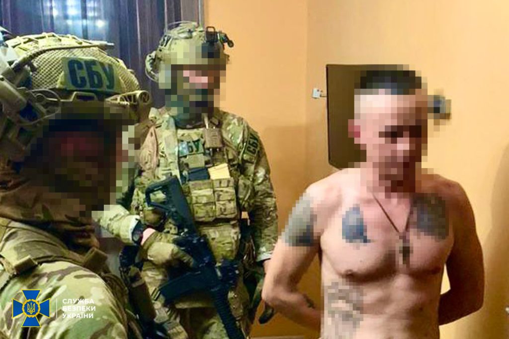 СБУ затримала дезертира, який на замовлення рф готував теракт у центрі Запоріжжя