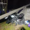 У Запоріжжі автомобіль BMW влетів в електроопору – двоє загиблих