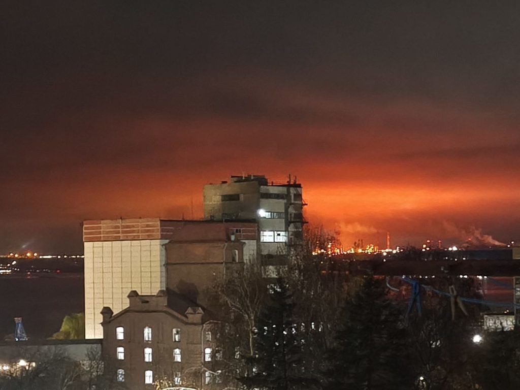 Горить Саратовський НПЗ