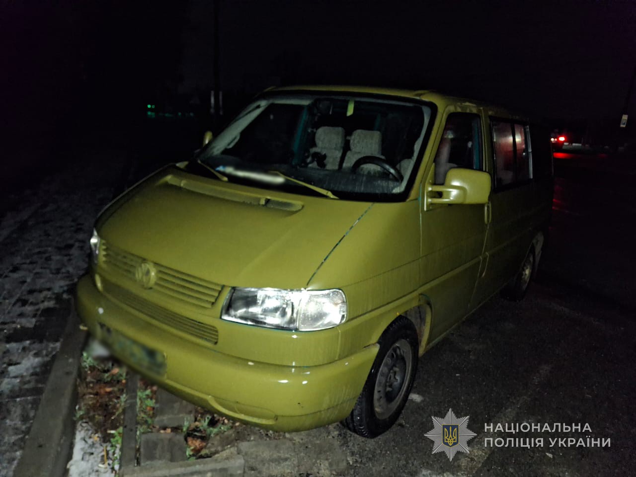 автівка, яку вкрали злочинці