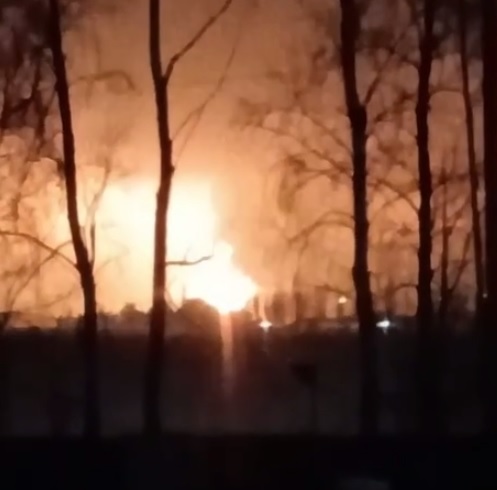 Старий Оскол 6 січня - БПЛА атакували нафтобазу