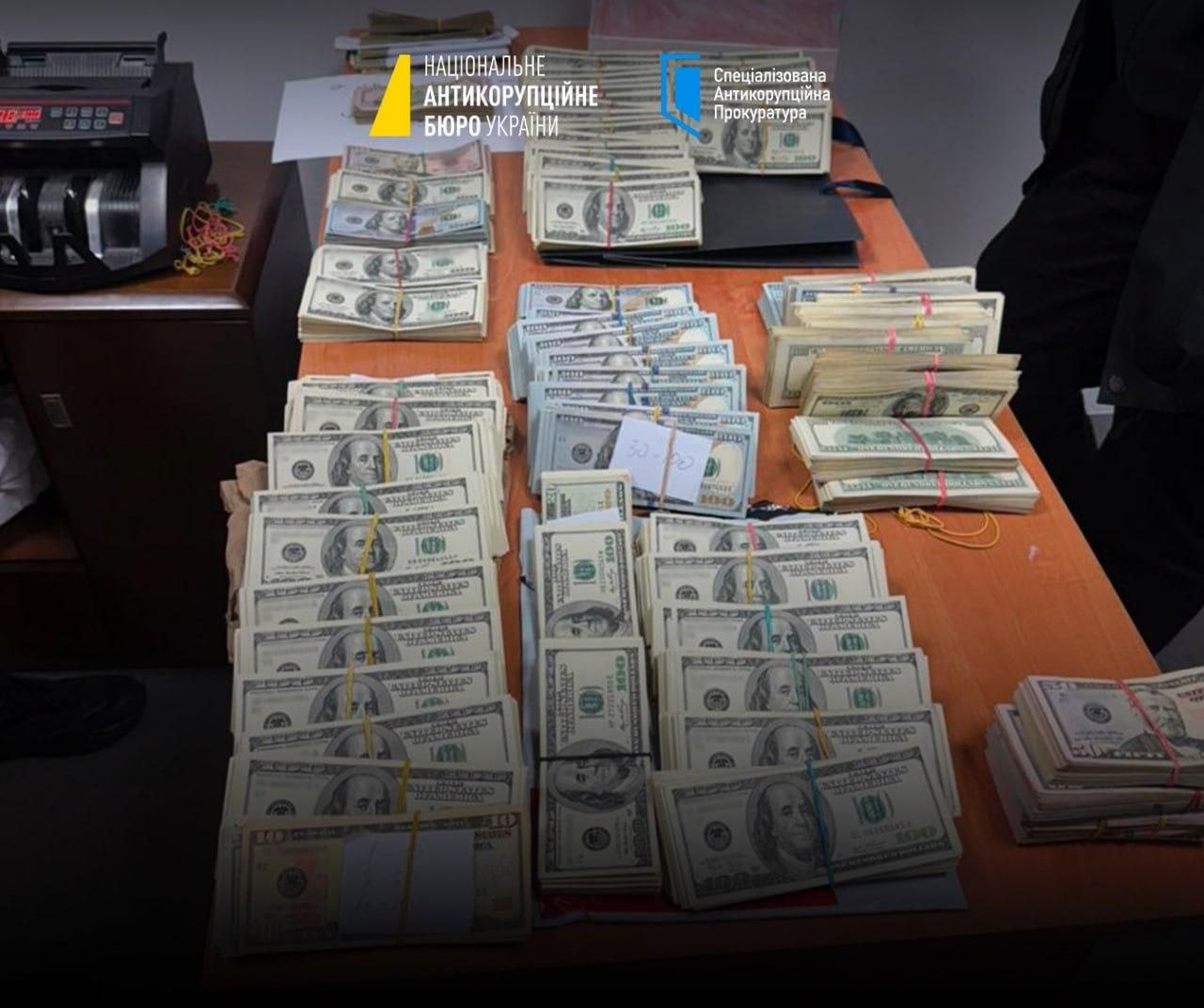 Волинь:таможня бере добро.