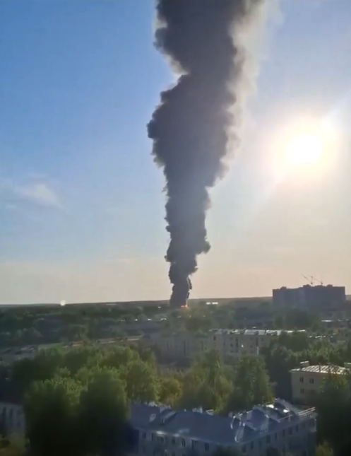 Палає завод Нефтехімік у Пермі, Закамськ