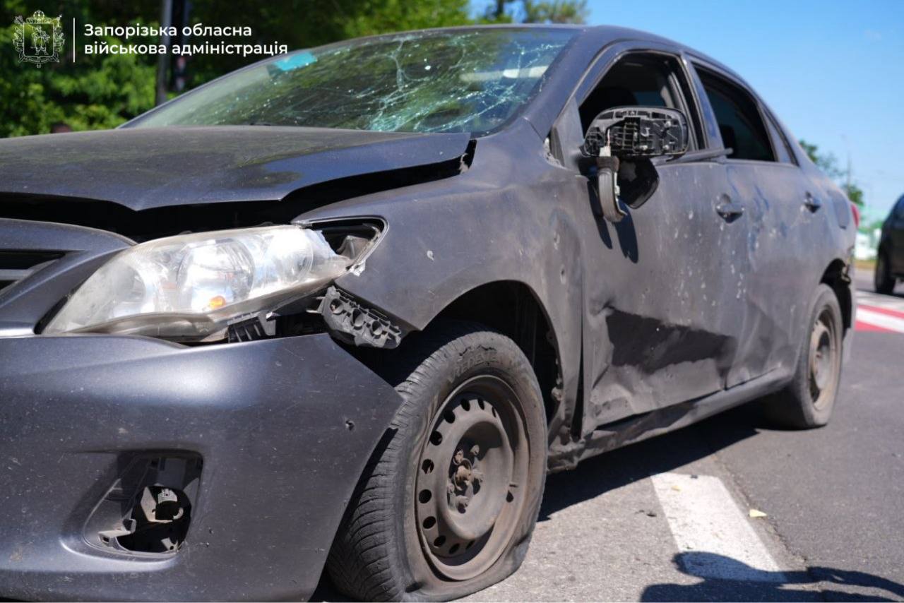 ворог атакував цивільну автівку у Запоріжжі