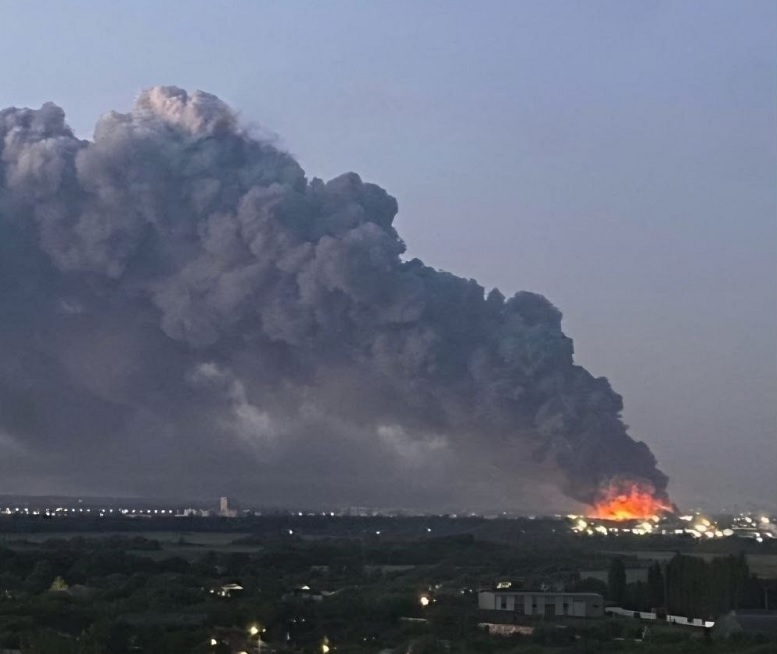 Палає НПЗ у Кстово