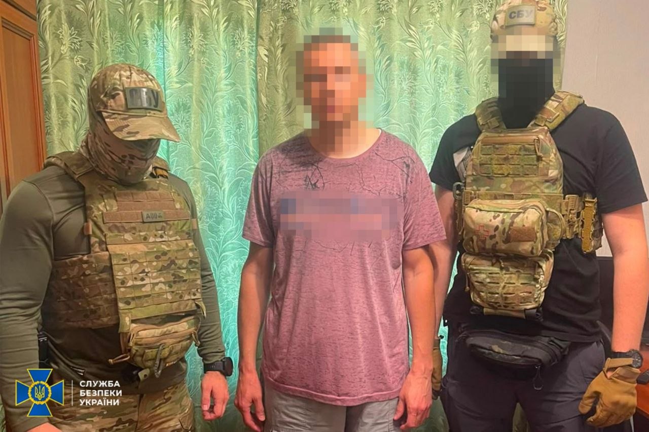 СБУ затримала двох коригувальників, які наводили удари рф по Запоріжжю