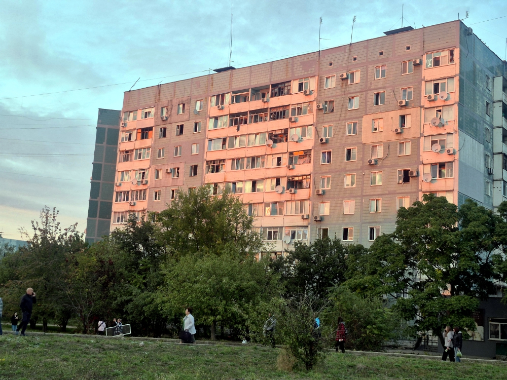 Пошкоджена багатоповерхівка